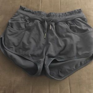 Lulu shorts